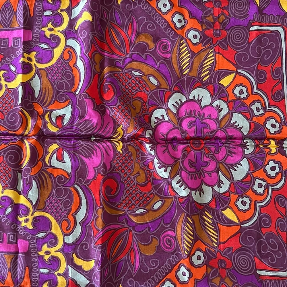 Honey Purple Printed 100% Silk Scarf Foulard Made in Japan